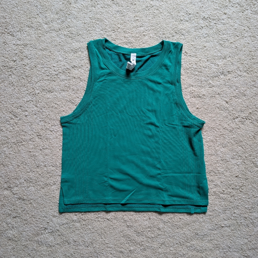 Lululemon Train to Be tank Size 6 - Iced Emerald